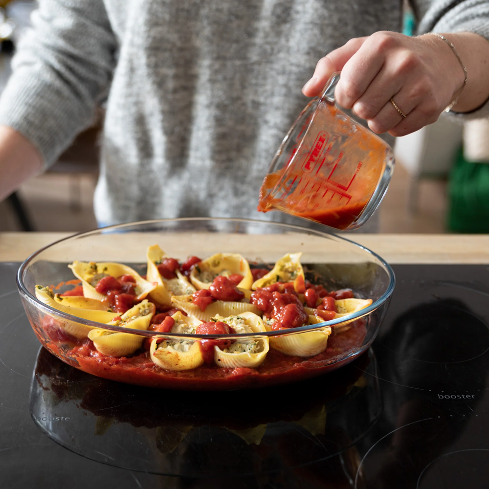 Pyrex Oval Glass Casserole 2.2 L | Full House Lebanon