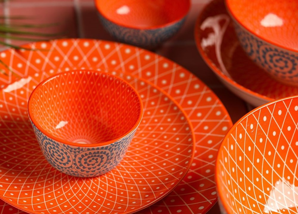 Vibrant Color Porcelain Dinnerware - Deep Plate | Full House Lebanon