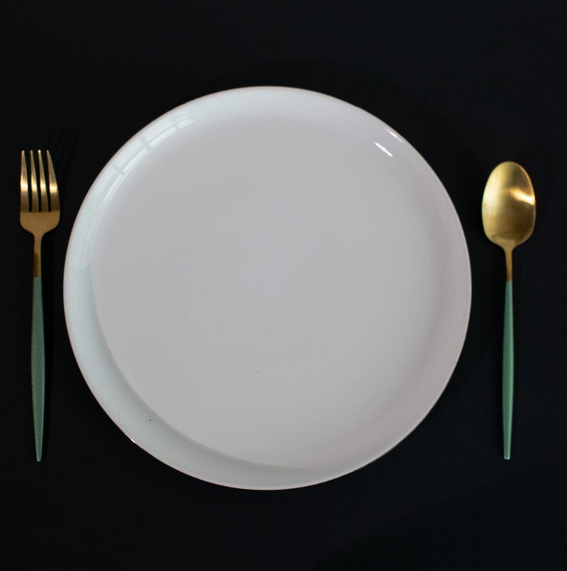 Porcelain Serving Plate - Medium | Full House Lebanon