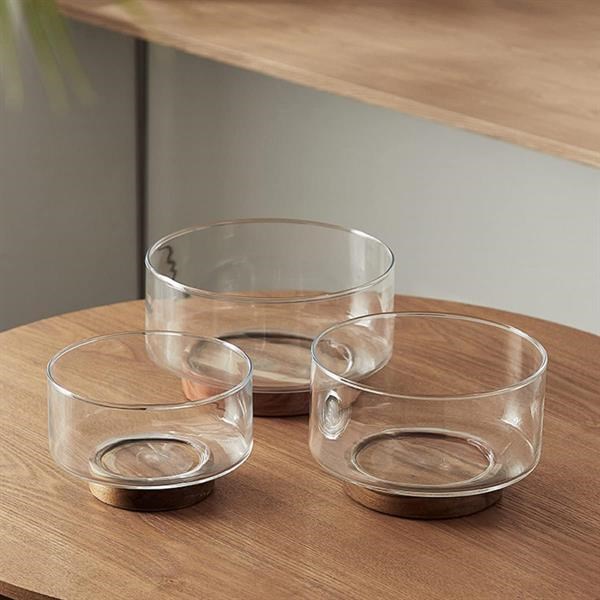 Edged Glass Bowl with Wooden Base | Full House Lebanon