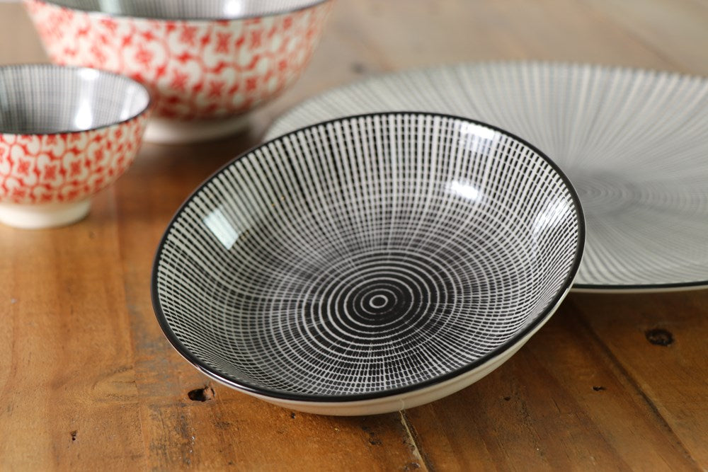 Black & Red Porcelain Dinnerware | Full House Lebanon