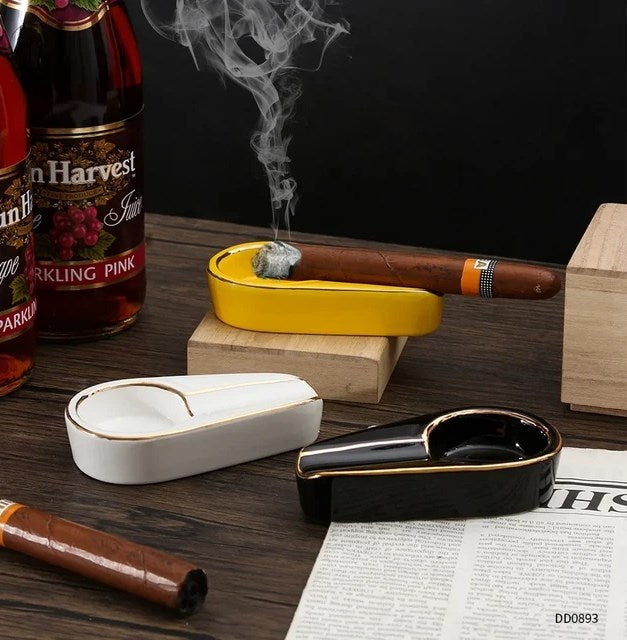 Porcelain Cigar Ashtray - Black | Full House Lebanon