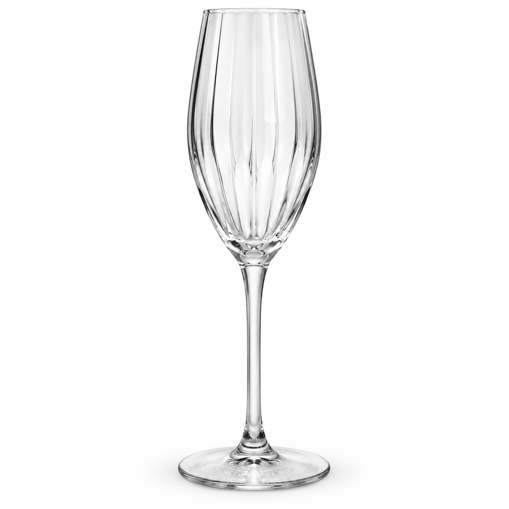 Single Luminarc Serena Line V8479 200 ml champagne glass showing the ribbed bowl and slender stem